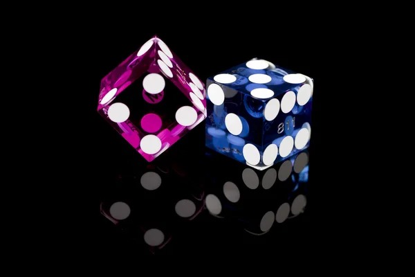 Mobile view of Dream Catcher on 77win showing bet placement and multiplier counter